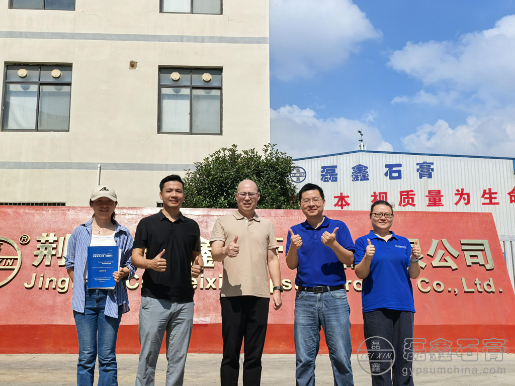 1755573360132925.jpg 1755573360132925.jpg